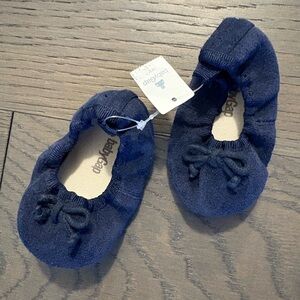 Baby gap navy loafers 3-6M NWT ret $59